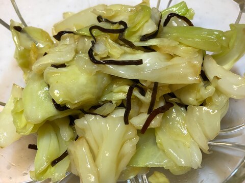 キャベツ大量消費 作り置きキャベツ塩昆布和え レシピ 作り方 By まるまるしかく 楽天レシピ キャベツ大量消費 作り置きキャベツ塩昆布和え レシピ 作り方 By まるまるしかく 楽天レシピ